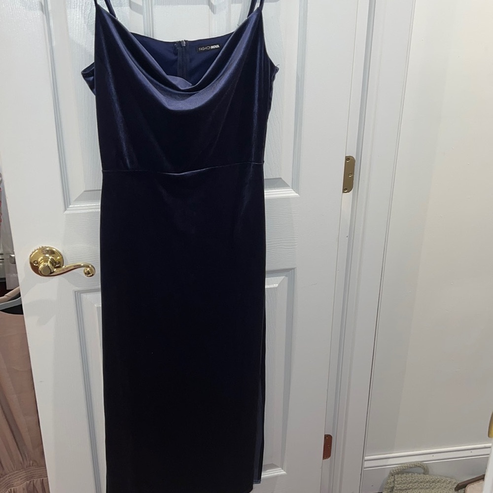 NWOT Velvet midi side slits dress!!